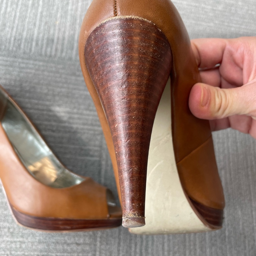 High heels - Picture 4 of 10